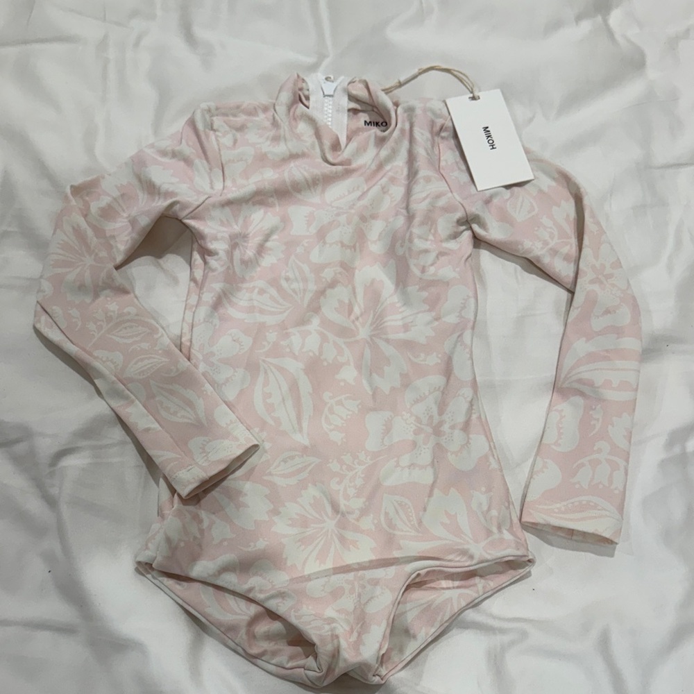 Mikoh Kids Light Pink Floral nwt full piece zip